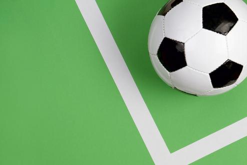 DER-RIESE_Werbewelt_Sport Werbegeschenke und Give-Aways zur Fußball WM 2022